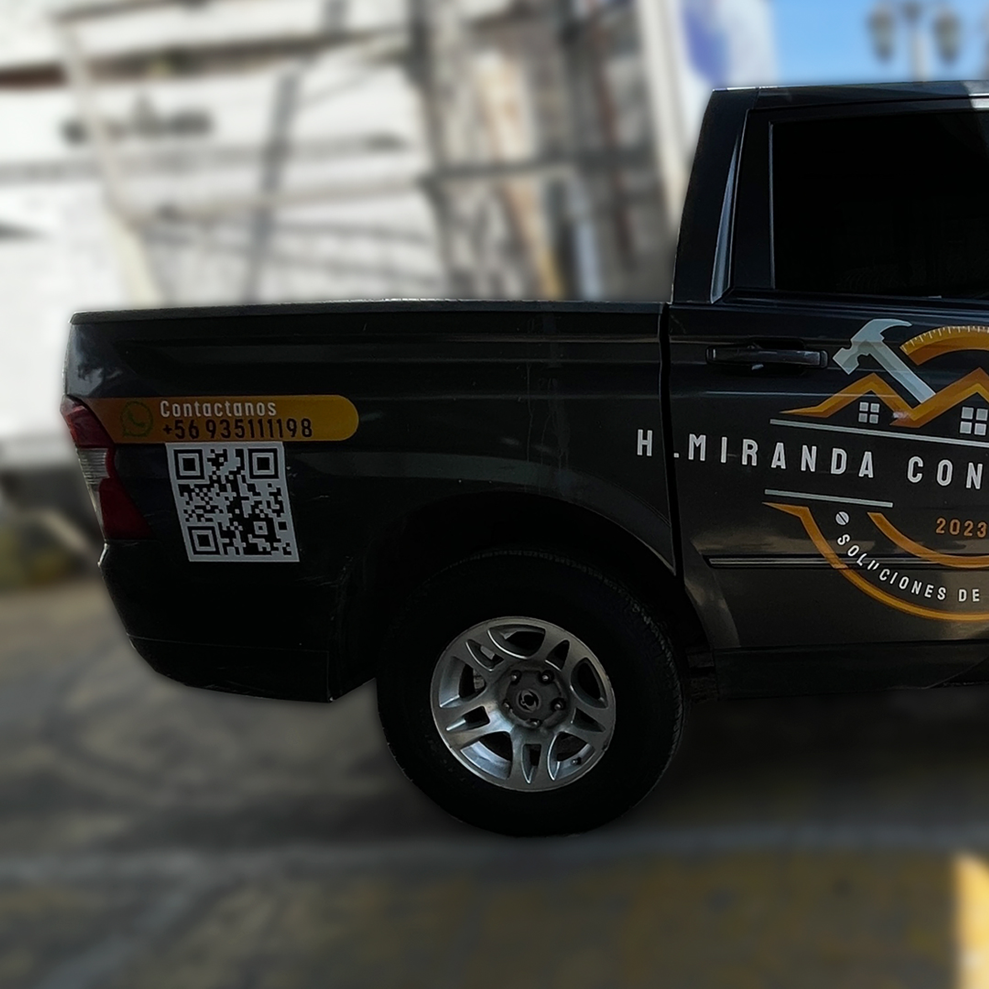 Branding Vehicular Básico personalizado para camionetas 4x4 23