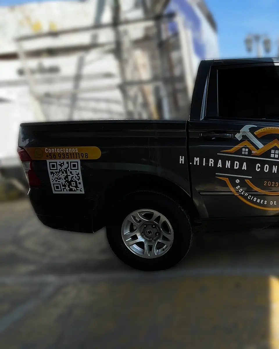 Branding Vehicular Básico personalizado para camionetas 4x4 22