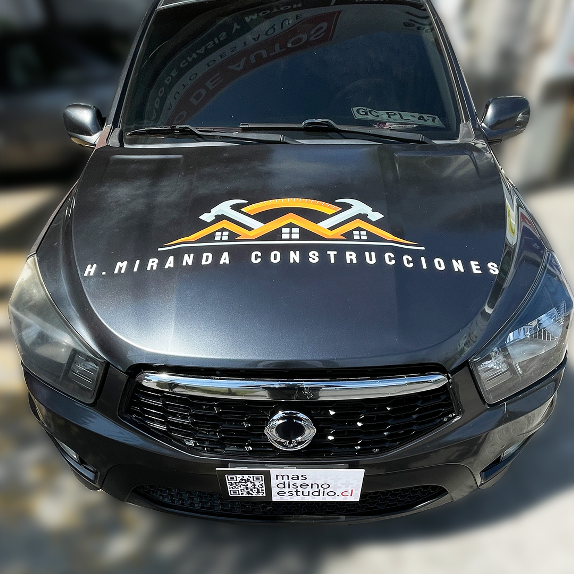 Branding Vehicular Básico personalizado para camionetas 4x4 26