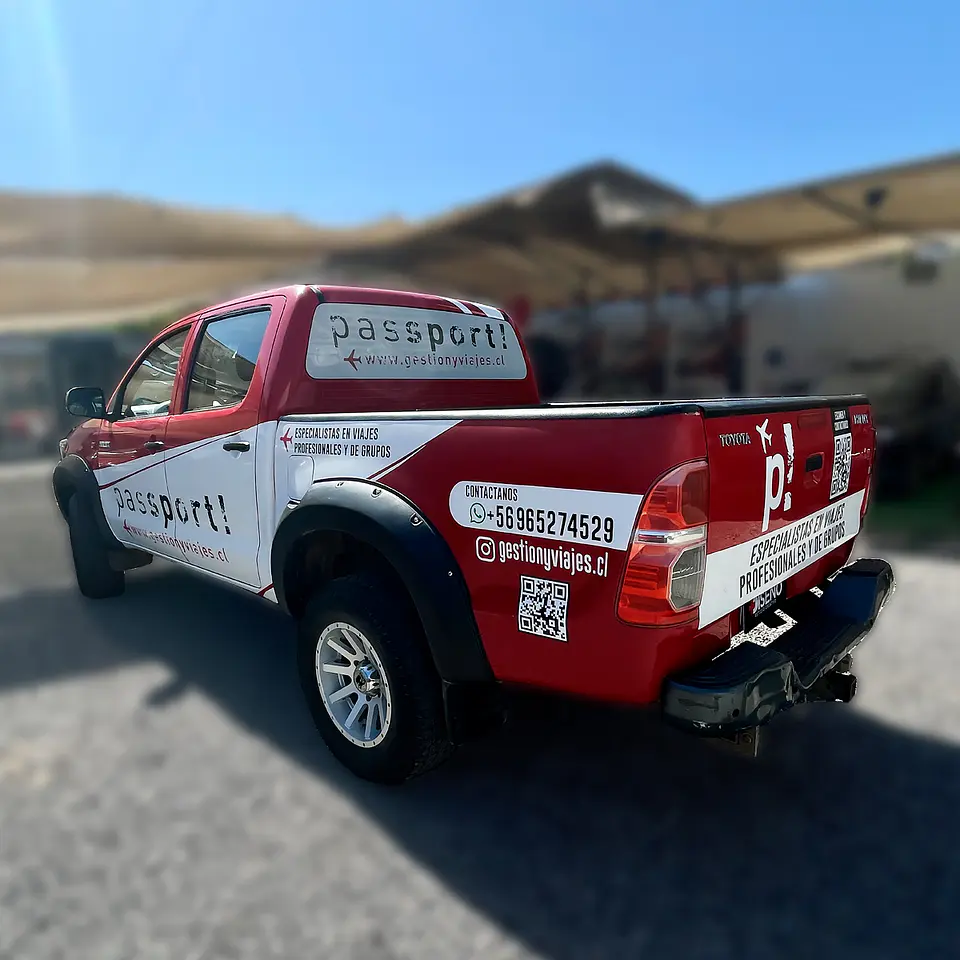 Branding Vehicular Parcial personalizado para camionetas 4x4 18