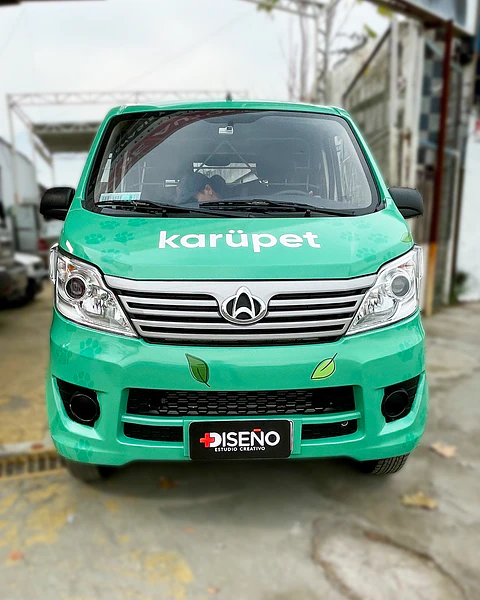 Branding Vehicular full personalizado para Furgones