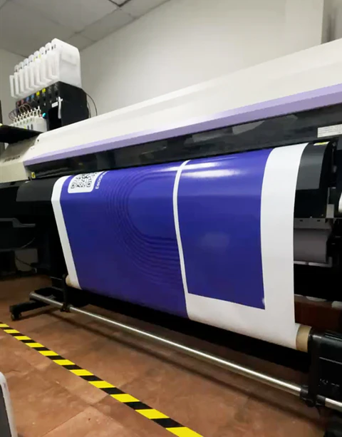 Adhesivo PVC  Promocional Con laminado UV