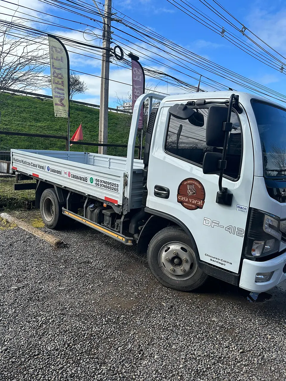 Gráfica Vehicular Furgon De Carga Camión Con Barandas  7