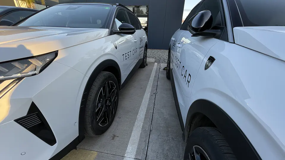 Branding Vehicular  Logo Corporativo 8