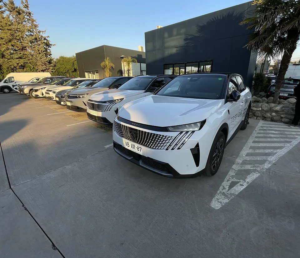 Branding Vehicular  Logo Corporativo 10