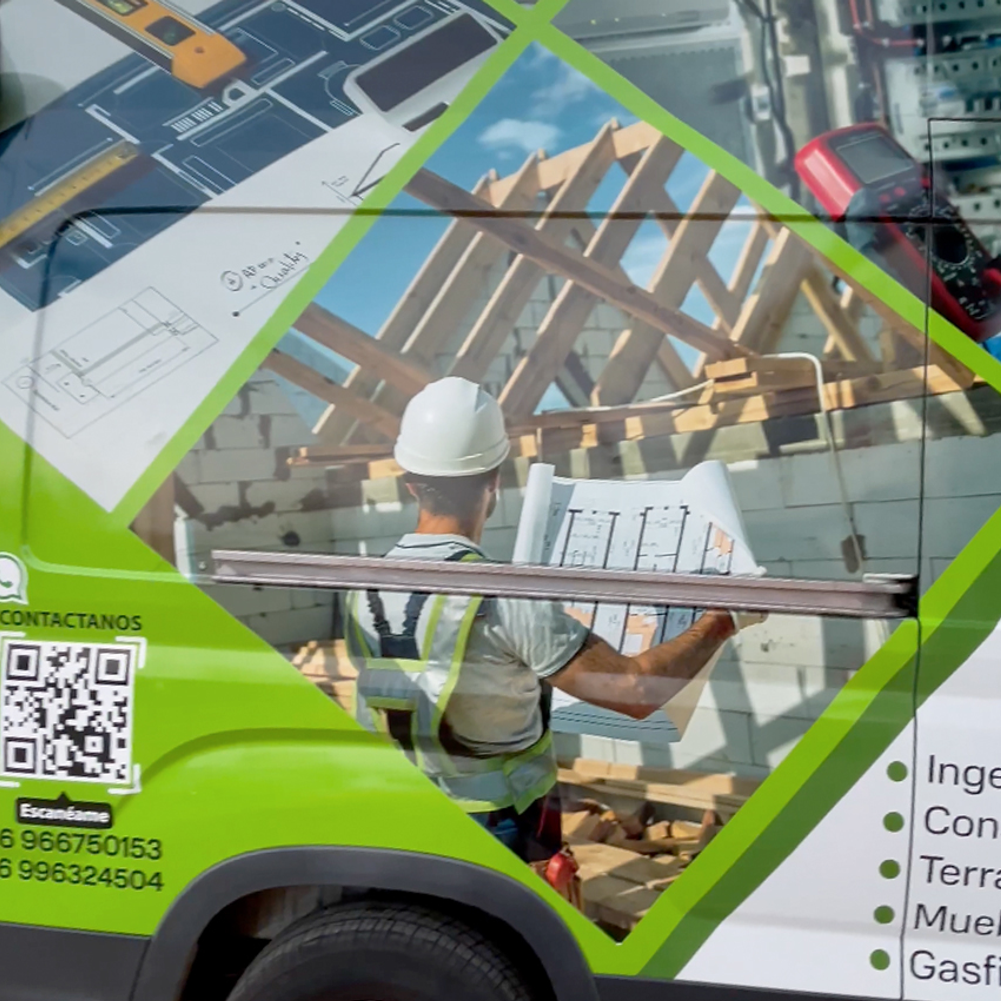 Branding Vehicular Parcial para Furgones de Gran Tamaño 4