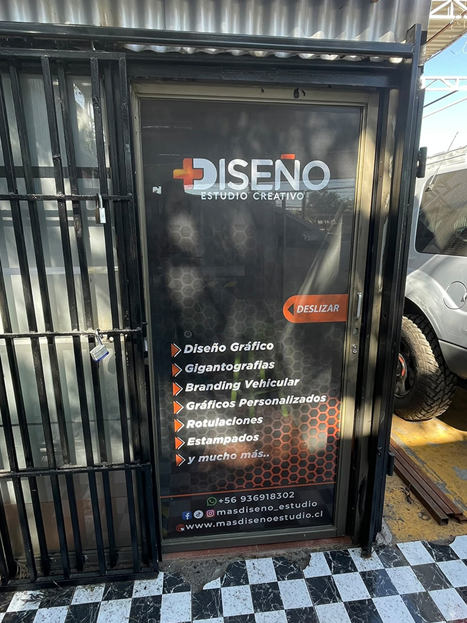 Adhesivo Windows Vision  11