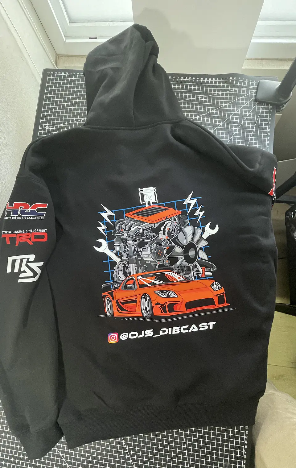 Poleron Canguro Con Capucha Estampado Personalizado  26