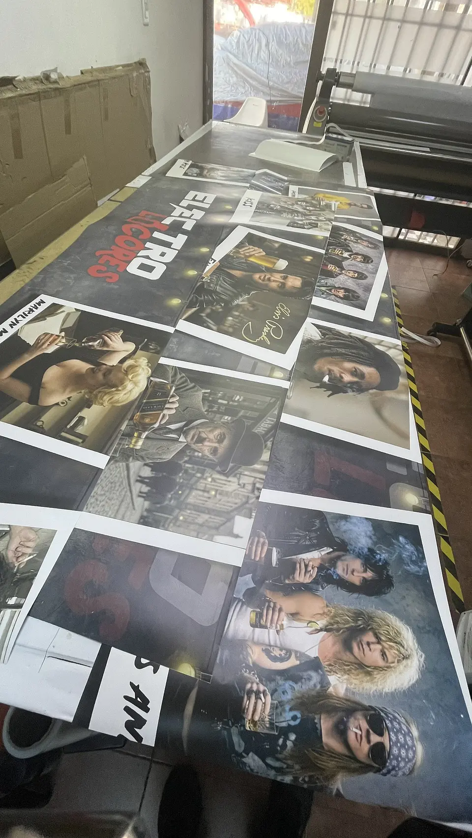 Adhesivo PVC  Promocional sin laminado 9