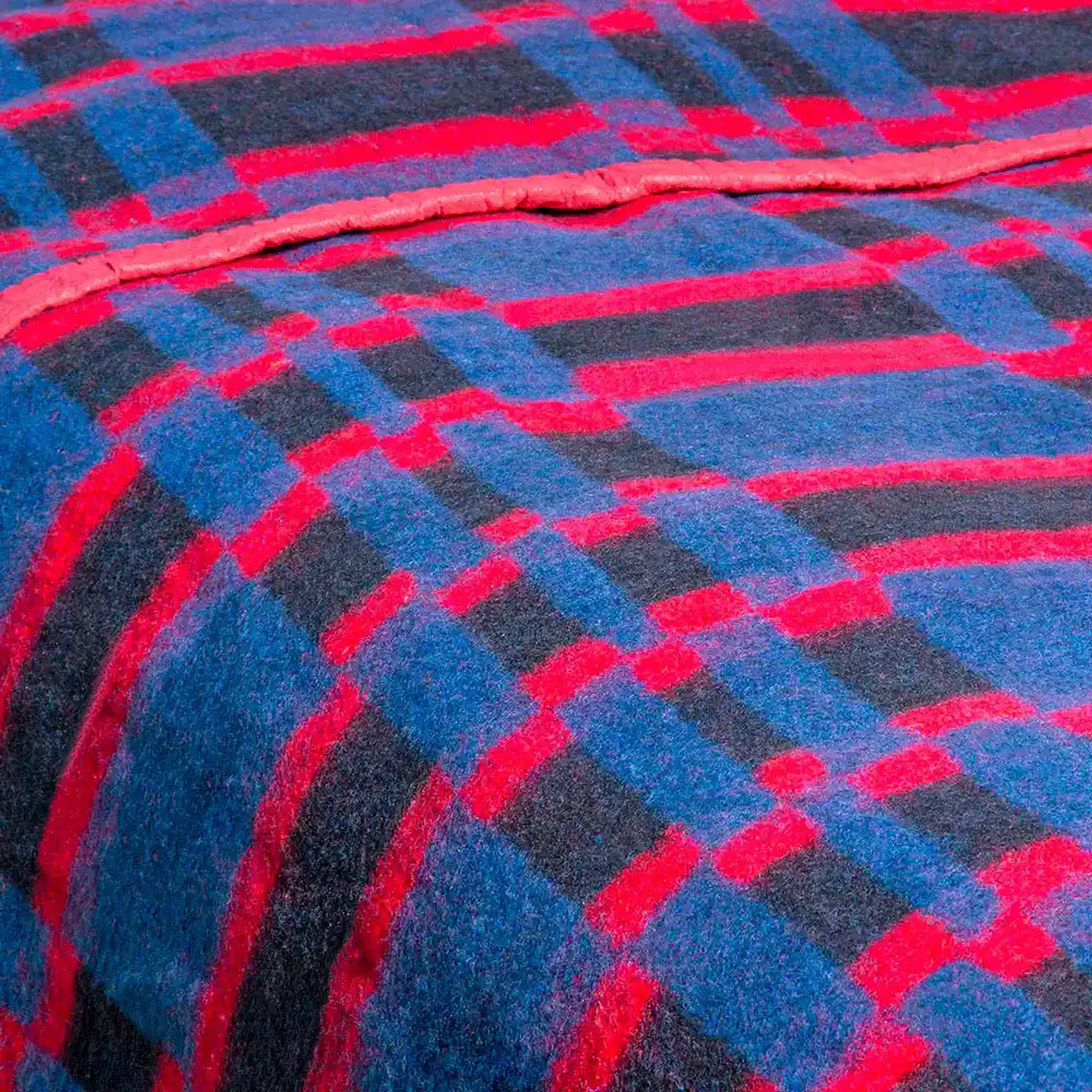 Frazada Polycotton 1.5 plazas Red-Blue 3