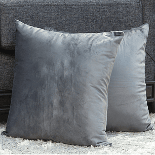 Cojín Felpa Gris 40x40cm.