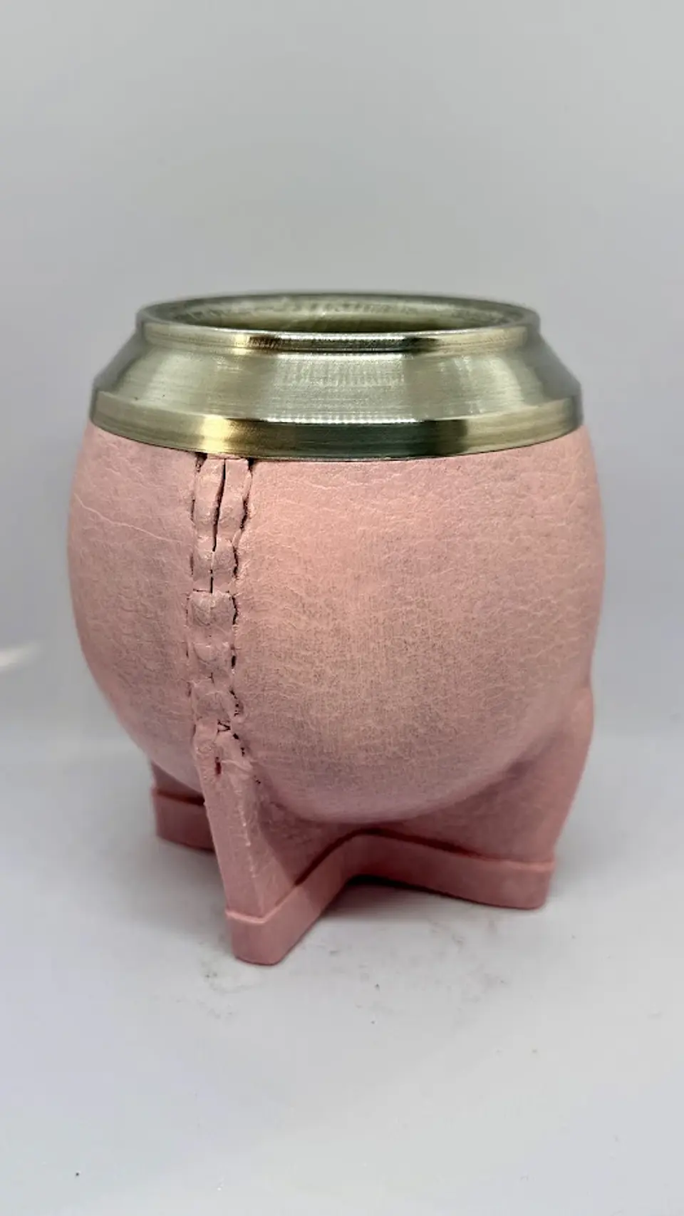 Mate Torpedo Uruguayo Rosado de Calabaza – Cuero Liso 1