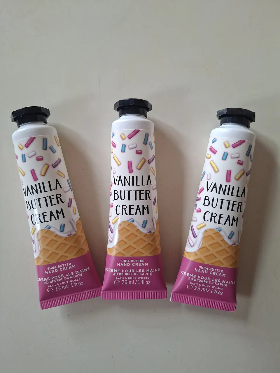 Crema para manos Bath&Body  1