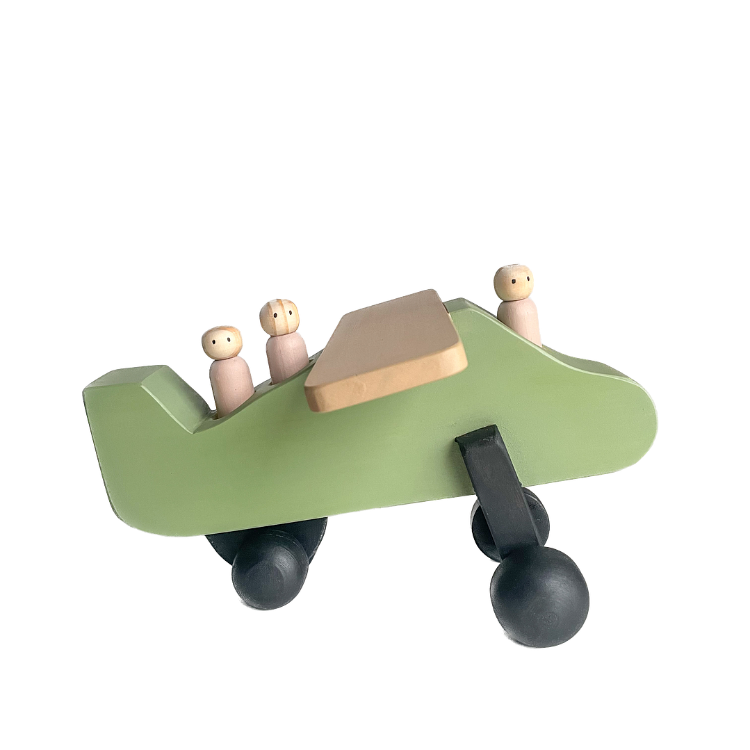 Avión de madera - verde 1