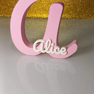 Letra Inicial 3D com Nome Personalizada