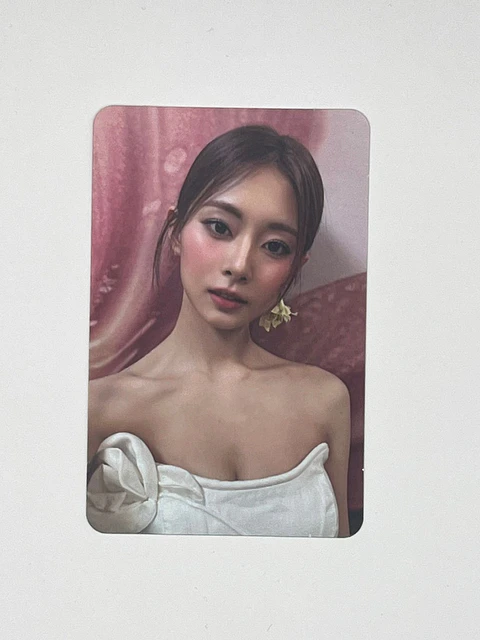 Photocard TWICE TZUYU – About Tzu (Digipack) (Oficial)