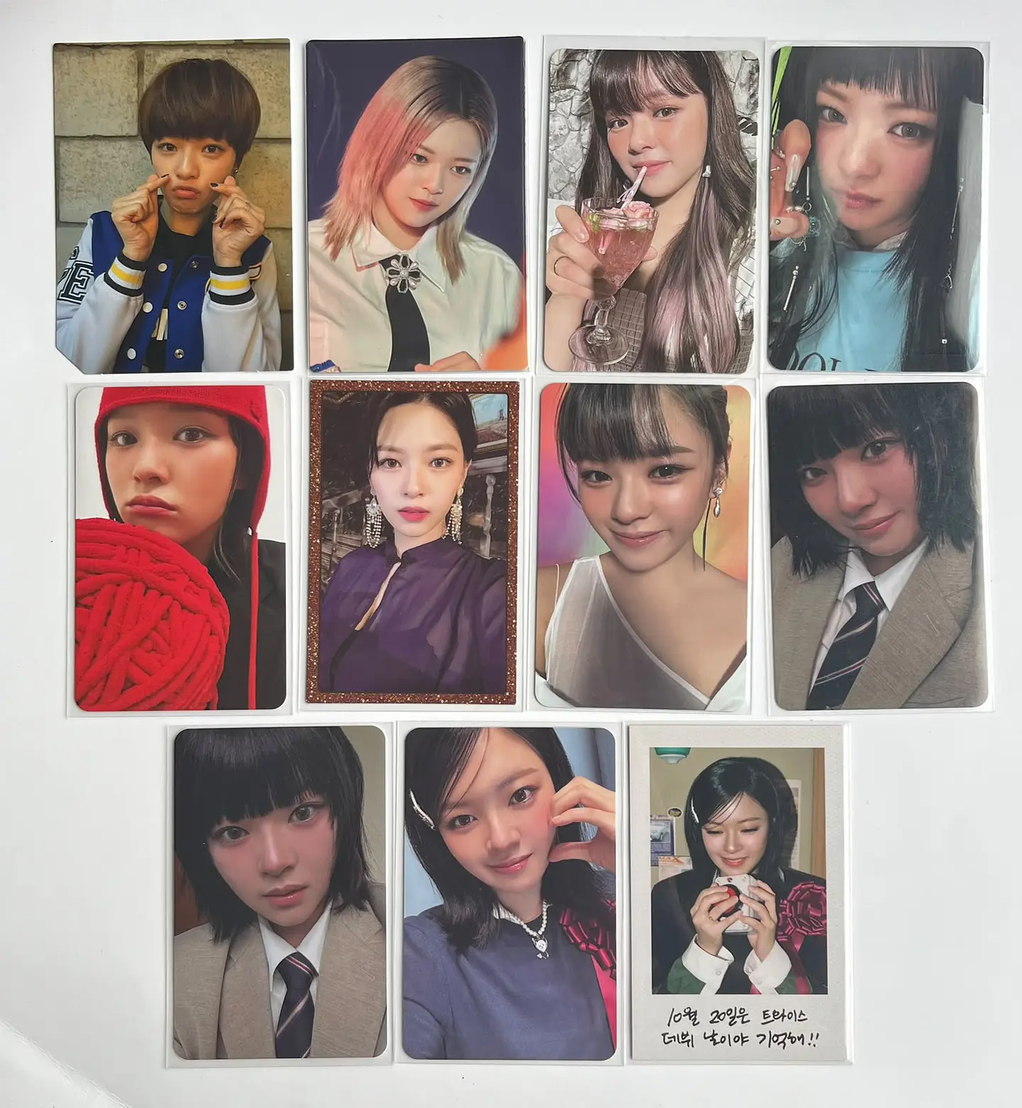 PHOTOCARDS JEONGYEON 1