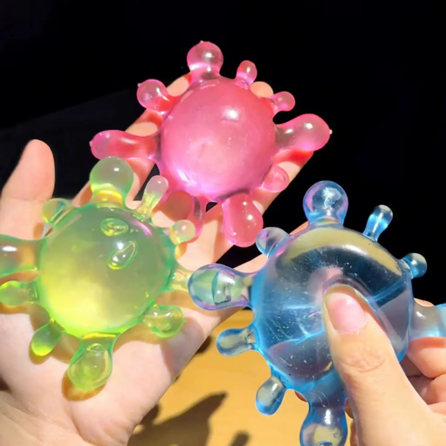 SQUEEZE GEL VIRUS 1