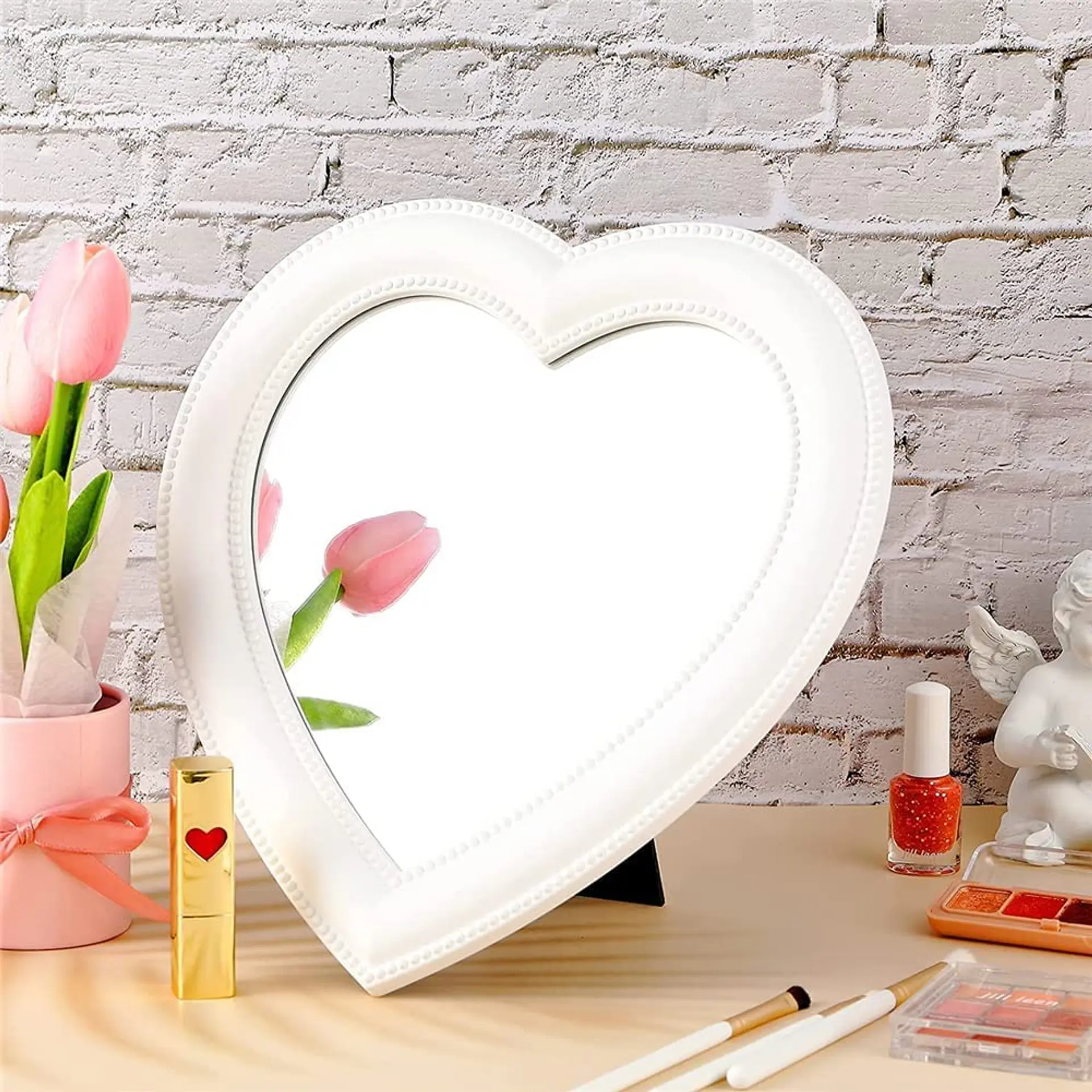 Espejo de maquillaje forma de corazón 27 x 27 cm blanco 1