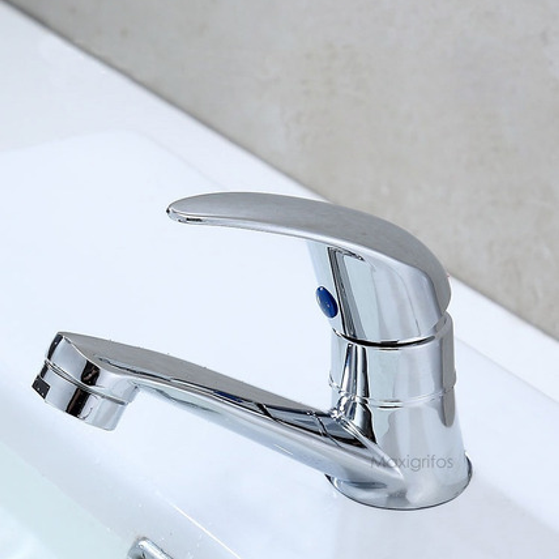 Llave Para Lavamanos Sencilla Solo Agua Fria 4