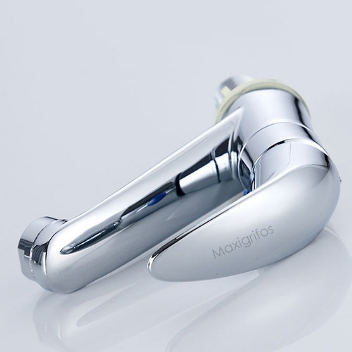 Llave Para Lavamanos Sencilla Solo Agua Fria 5