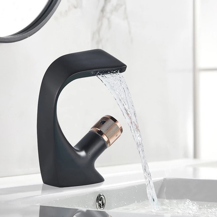 Llave Para Lavamanos Agua Fría Y Caliente Incluye Mangueras  8