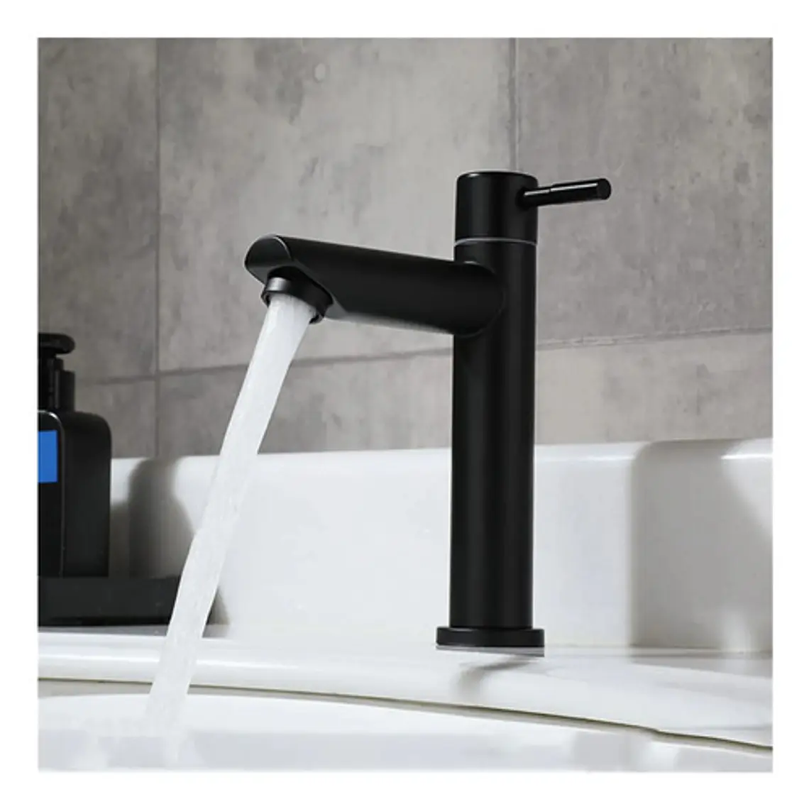 Llave Lavamanos Baja Recta Agua Fría Negro Mate 2