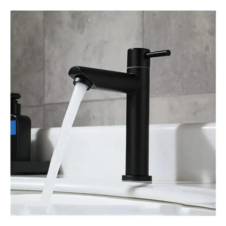 Llave Lavamanos Baja Recta Agua Fría Negro Mate 2