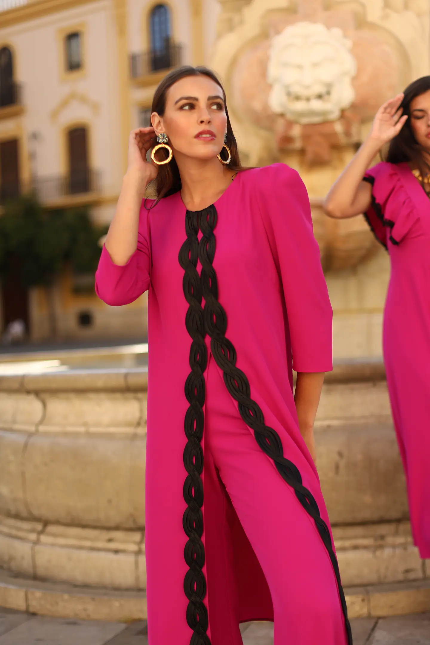 Conjunto chaqueta larga pasamaneria con pantalon 3