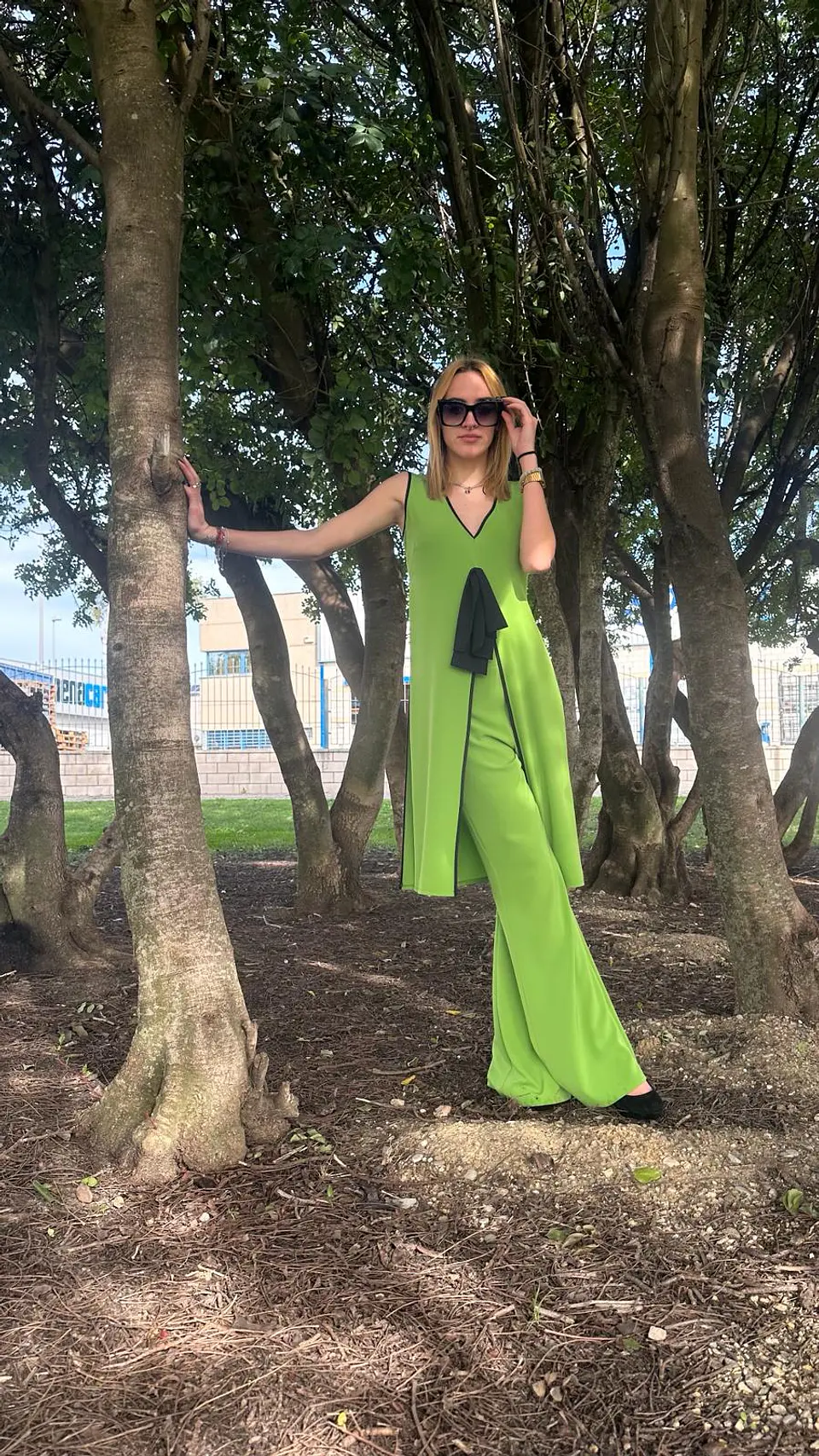 Conjunto blusoin largo sin mangas con pantalon 2