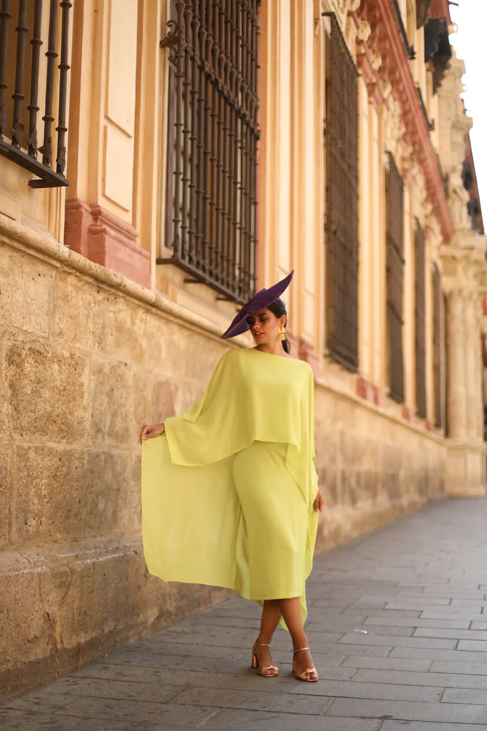 Vestido -- con sobrecapa gasa 2