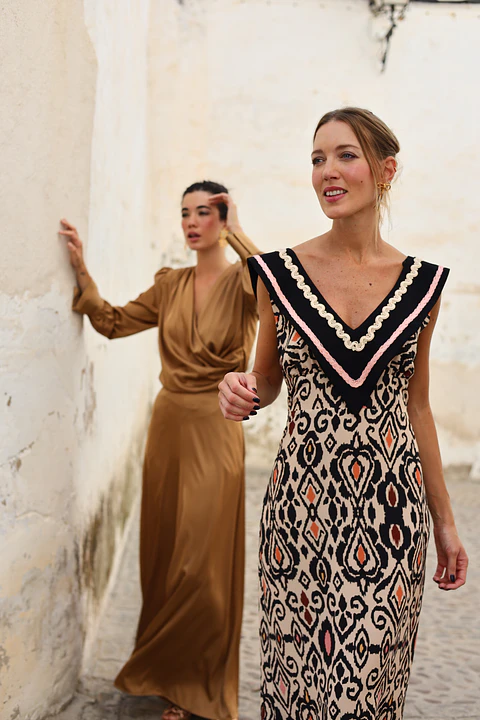 25119 vestido estampado cuello pasamaneria