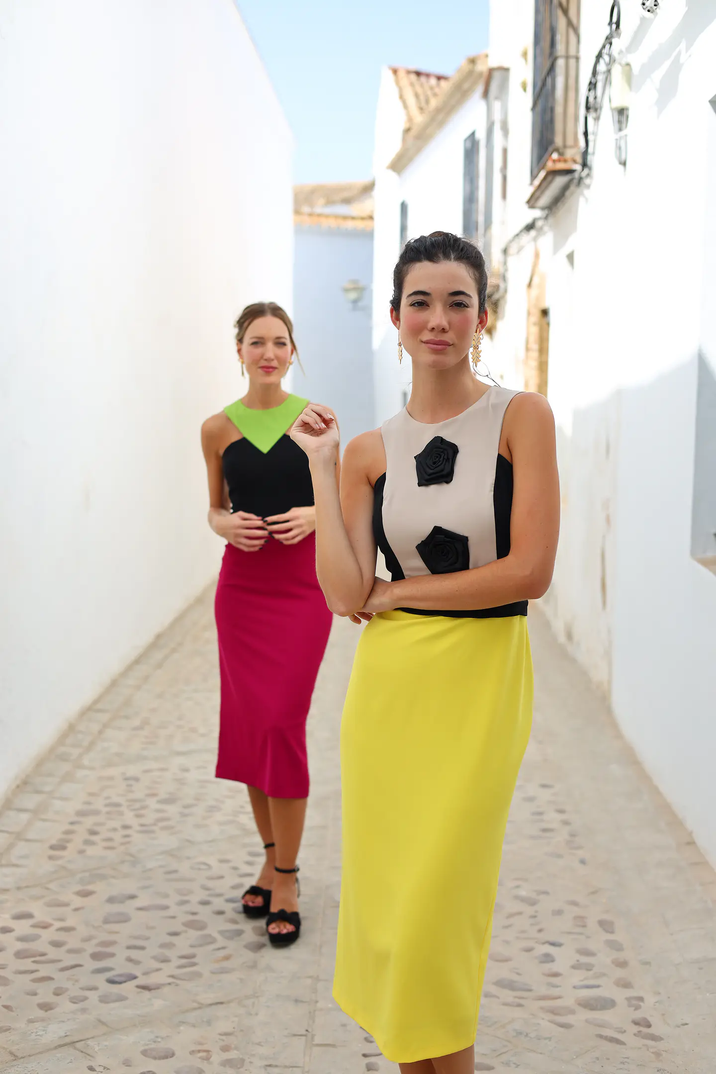 25122 VESTIDO TRES COLORES ADORNOS NEGRO 1