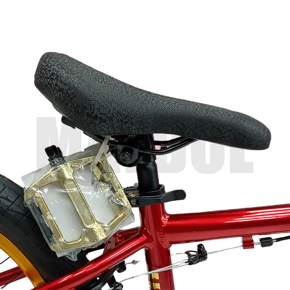 Bicicleta BMX Freestyle de Aluminio con Rotor 360° y 4 Pegs Roja/Dorada 5