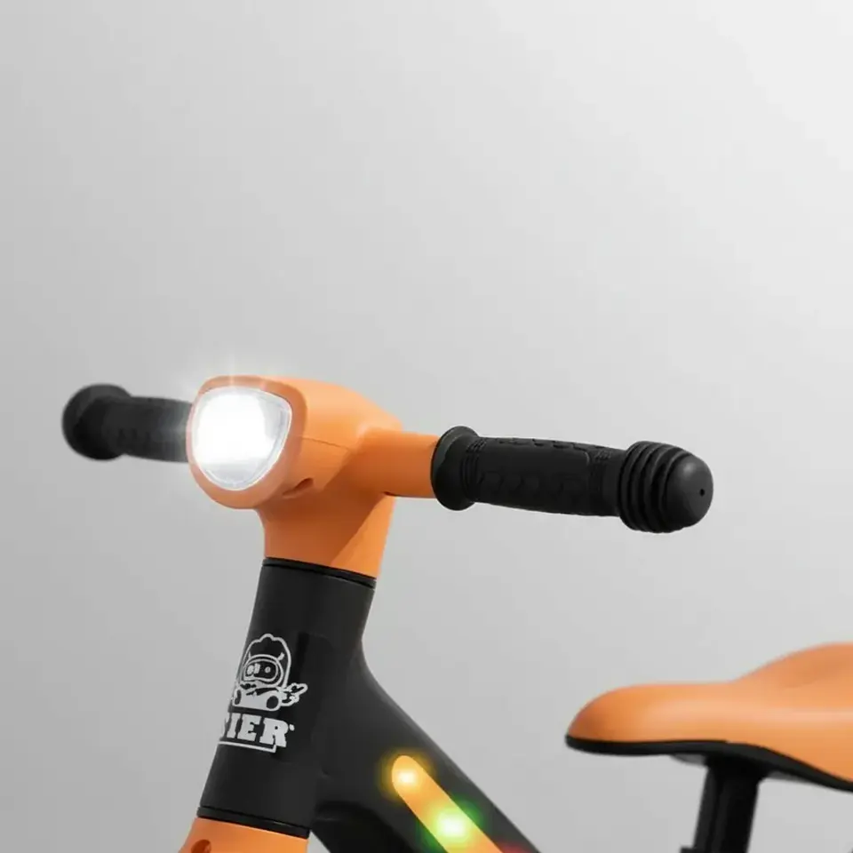 Bicicleta de Equilibrio para Niños con Luces LED y Música Naranja 3