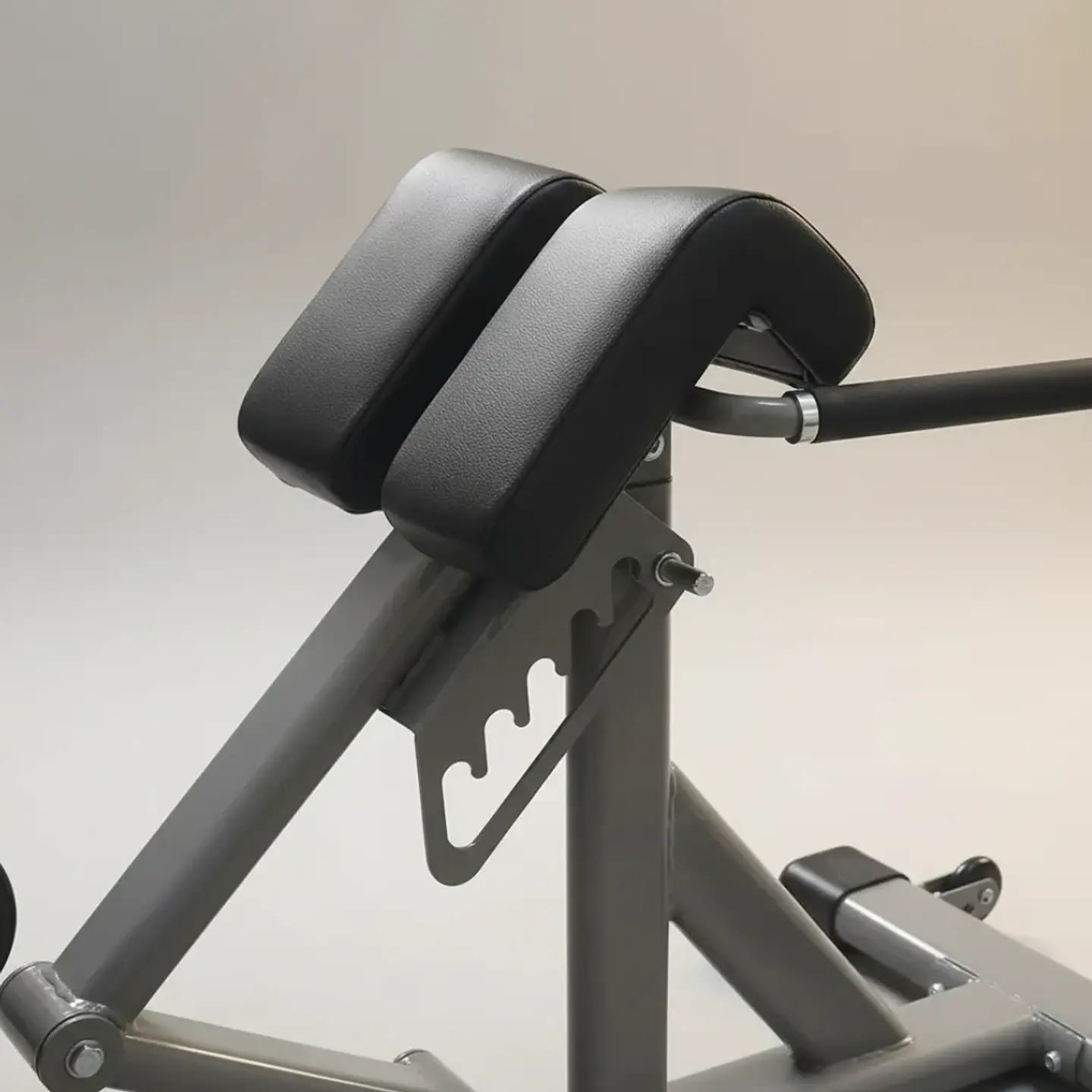 Banco de Hiperextensión Tubo Elíptico para Lumbar, Glúteos y Core 3