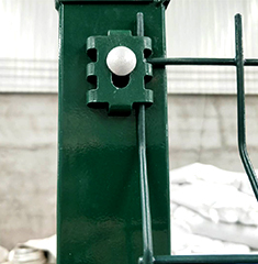 1 Tapa más 4 fijaciones para Pilar / Poste Verde