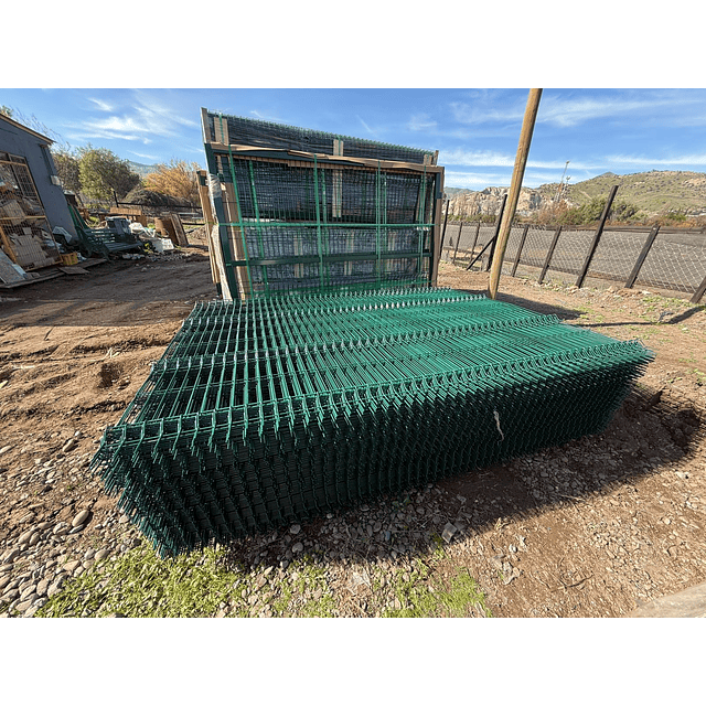 Reja 3D Verde 1.85x2.5m Galvanizada + cubierta PVC ECO