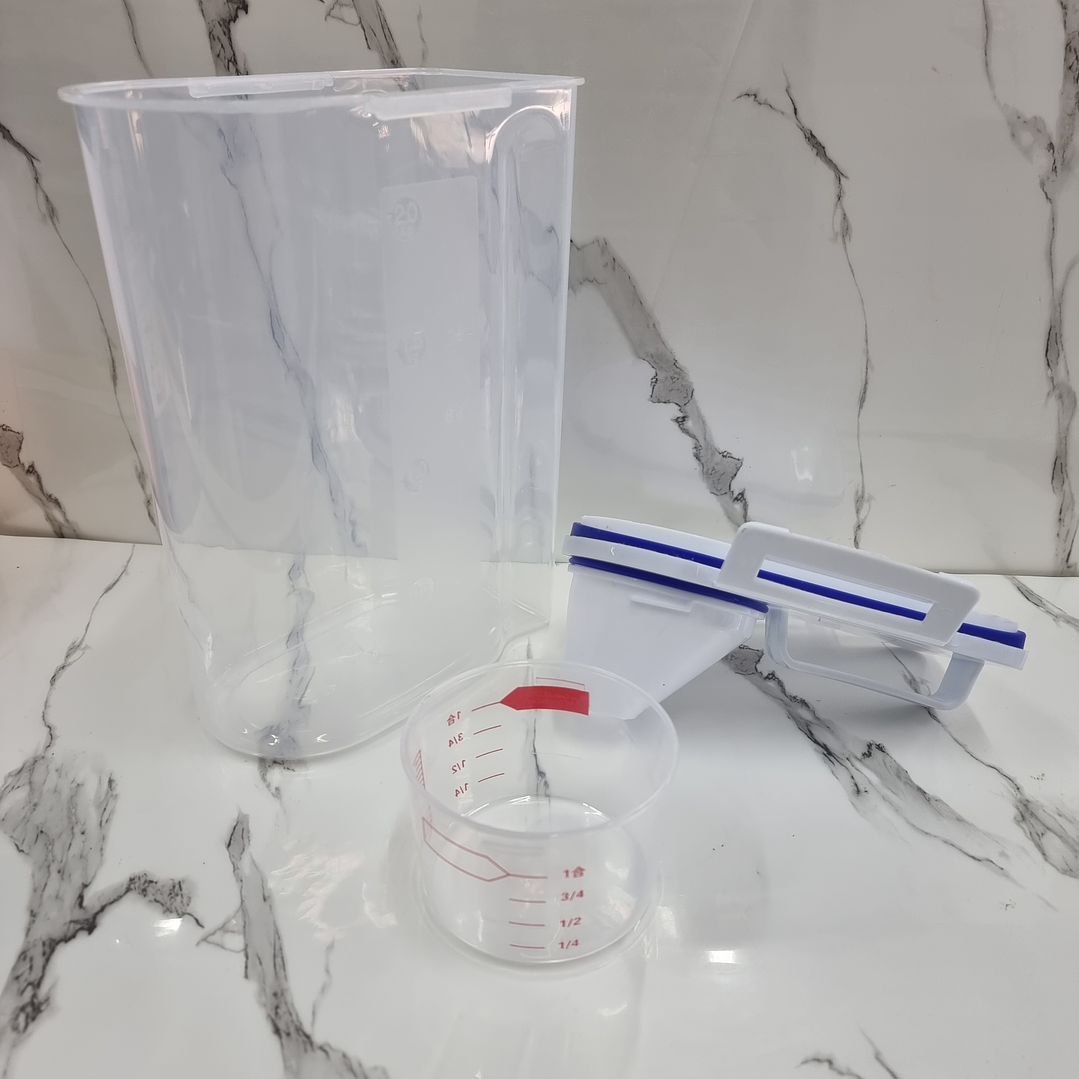 CONTENEDOR PLASTICO 3