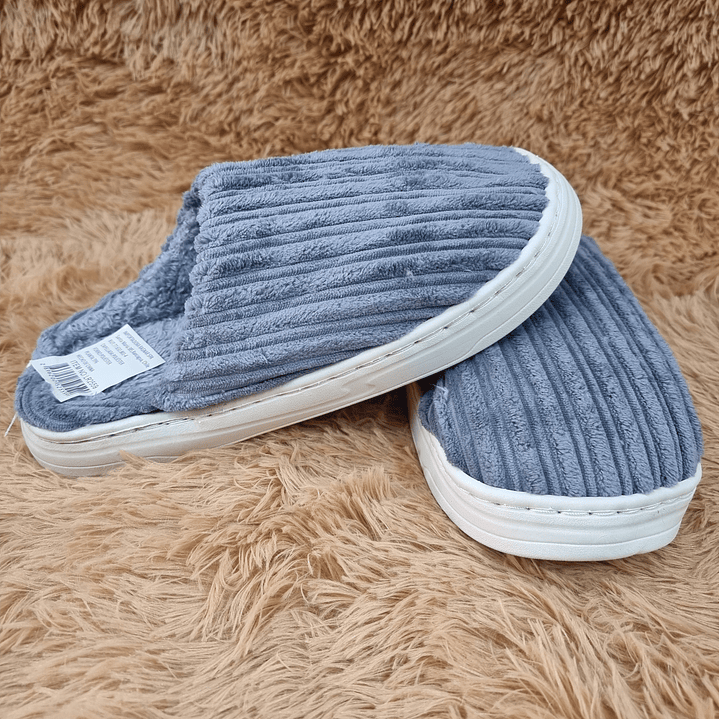 PANTUFLA HOMBRE  2