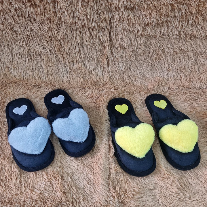 PANTUFLA CORAZON 2