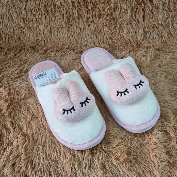 PANTUFLA CONEJO  3