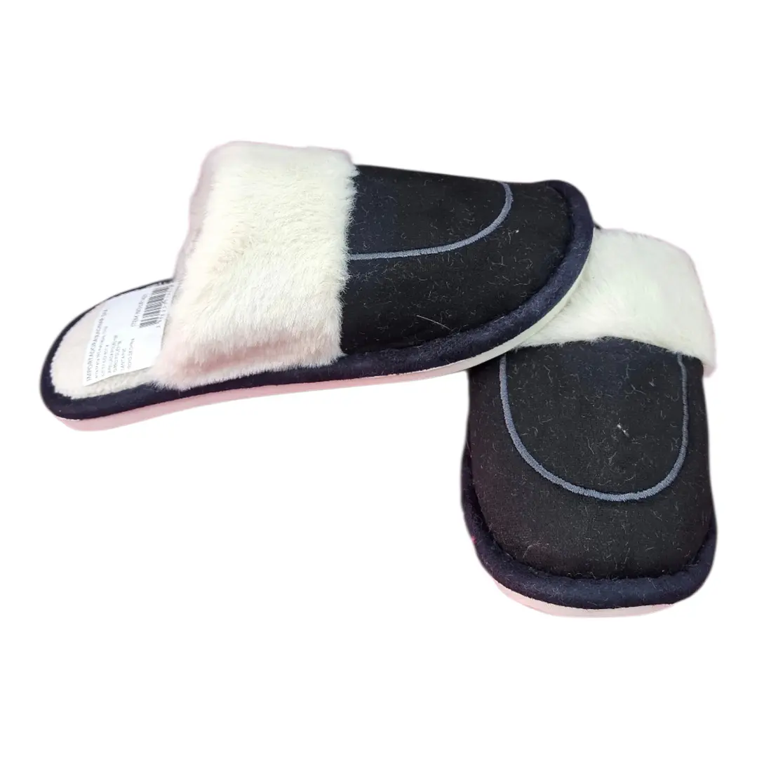 PANTUFLA 4