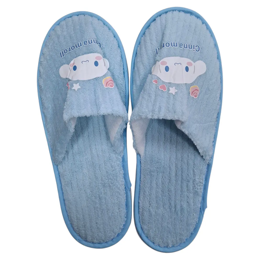 PANTUFLA SANRIO BASICA 1