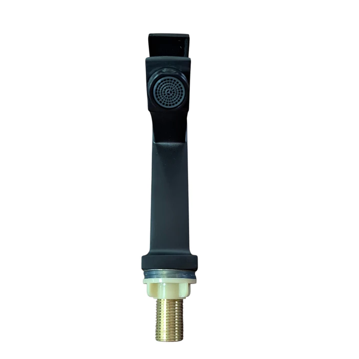 LLAVE DE LAVAMANOS 3
