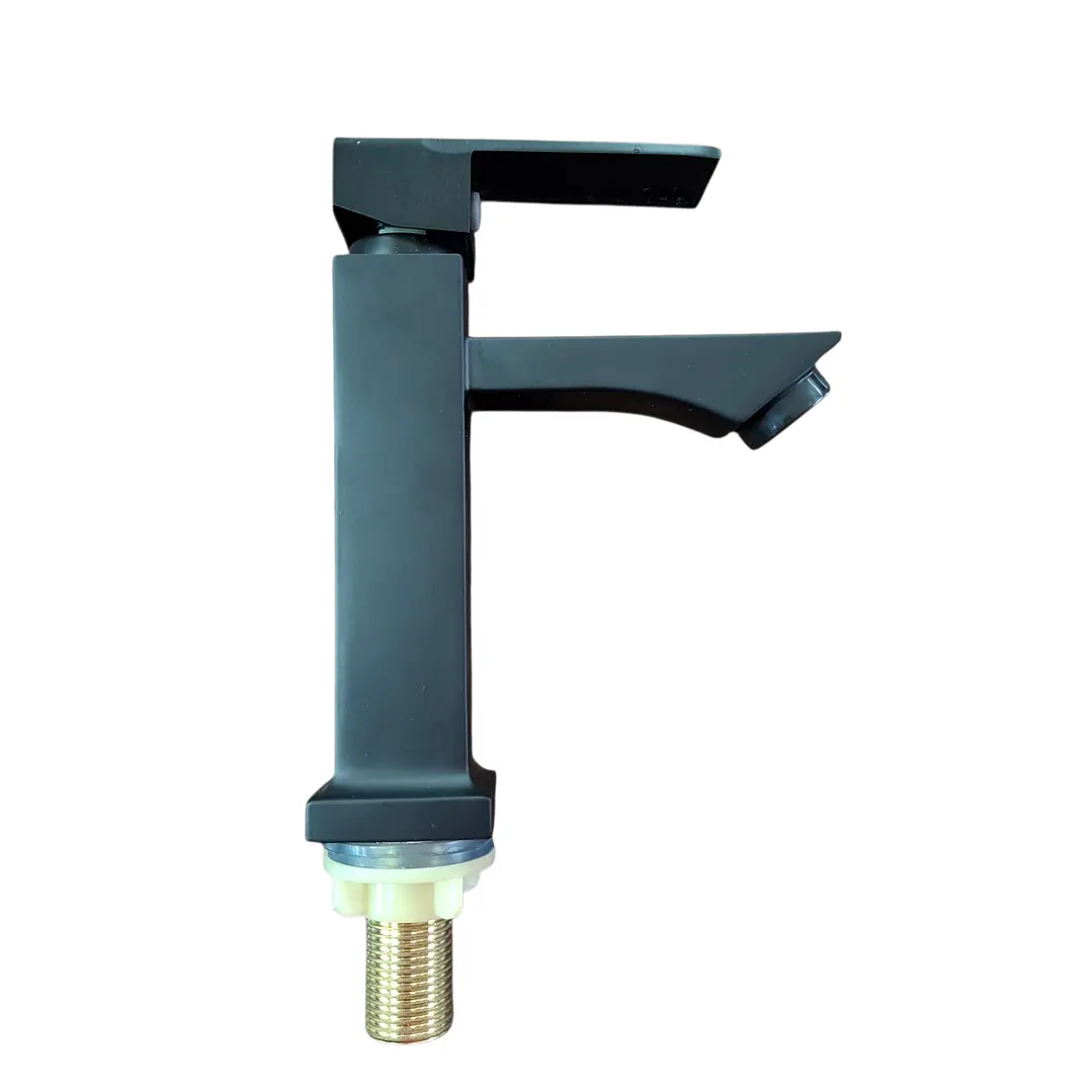 LLAVE DE LAVAMANOS 2