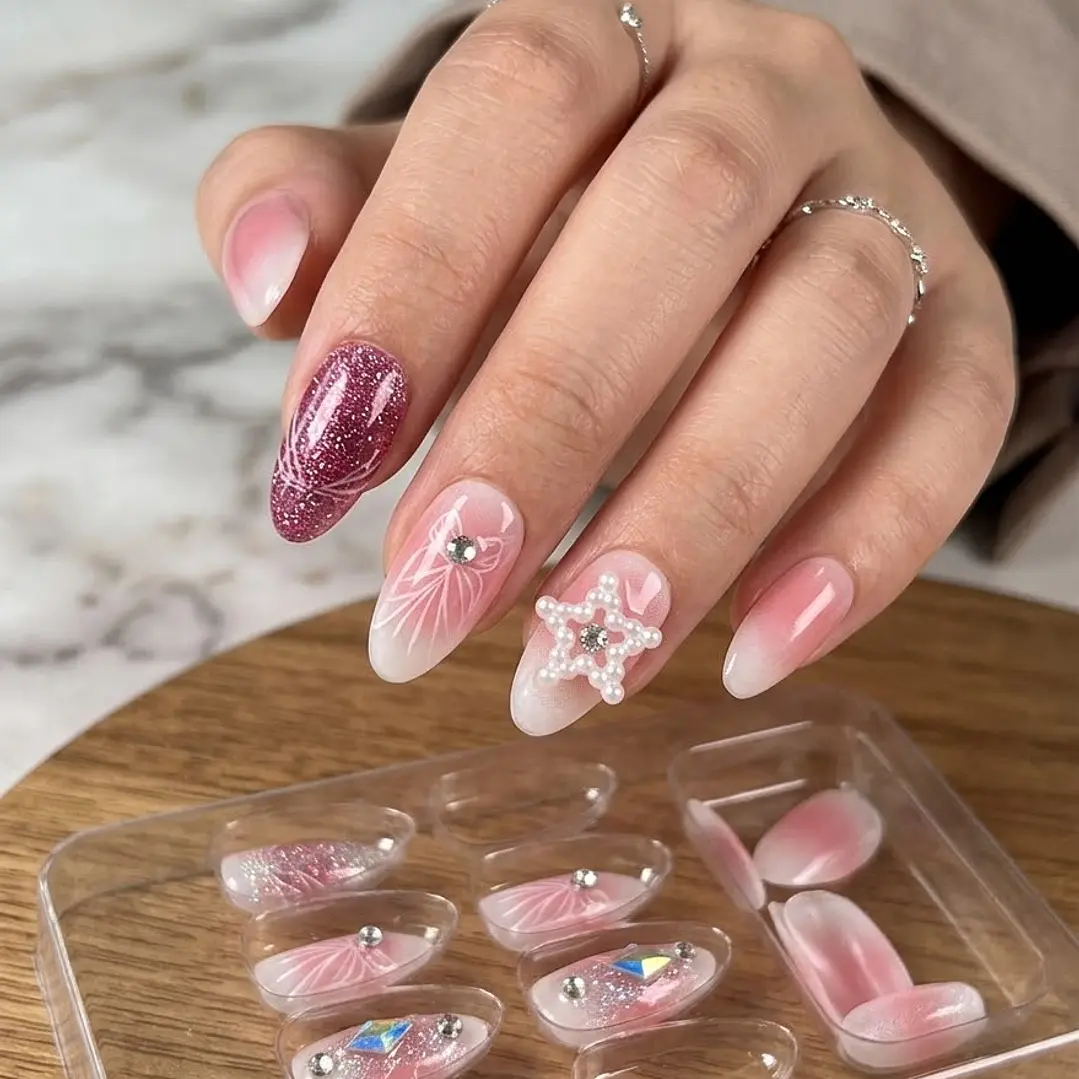 SET DE UÑAS POSTIZAS 12PCS 4