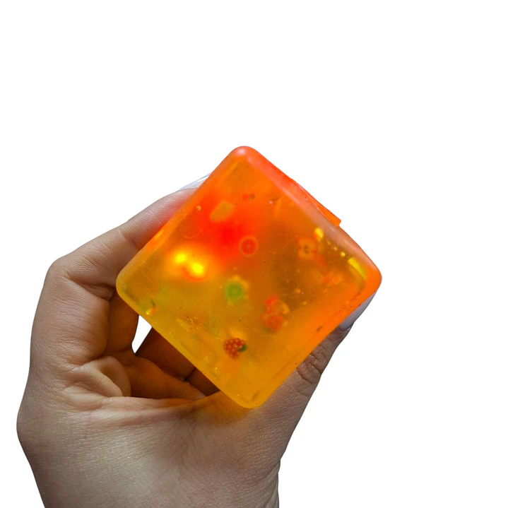 CUBO SQUISHY FRUTA LED 2