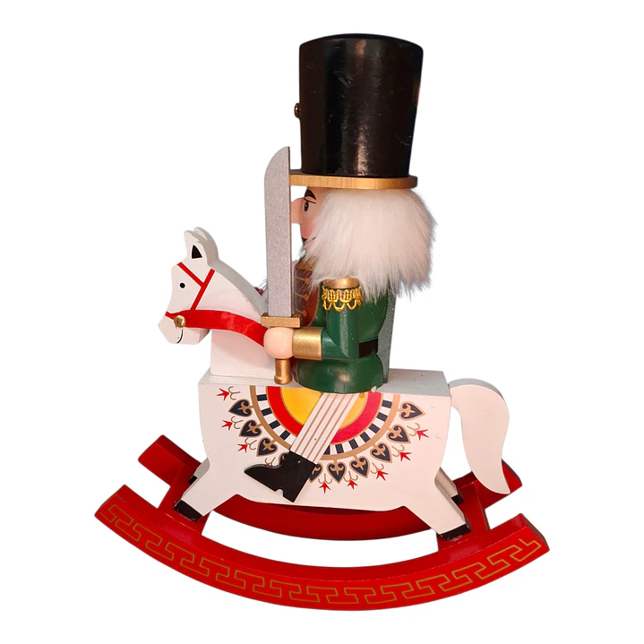 CASCANUECES CABALLO 2