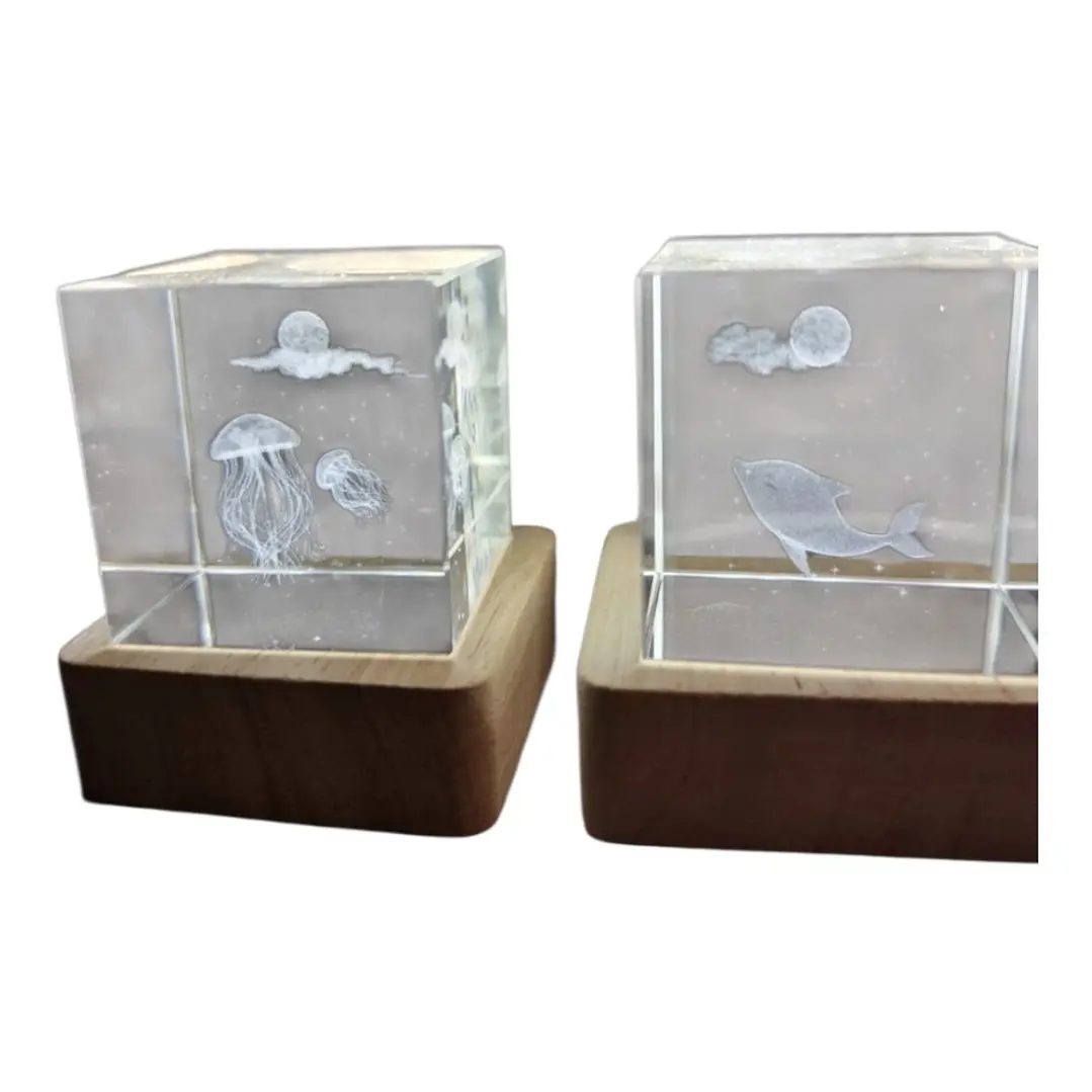 CUBO BASE DE MADERA 1